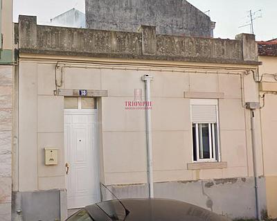 Villa de 2 chambres avec terrasse, à Postas de Benfica, Venda Nova, Amadora