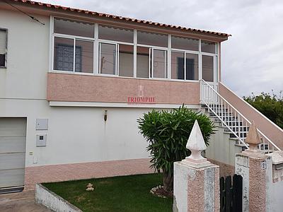 Villa de 2+1 chambres avec piscine à A Dos Cunhados