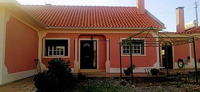 Maison de 4 chambres avec garage, Salir de Matos, Caldas da Rainha