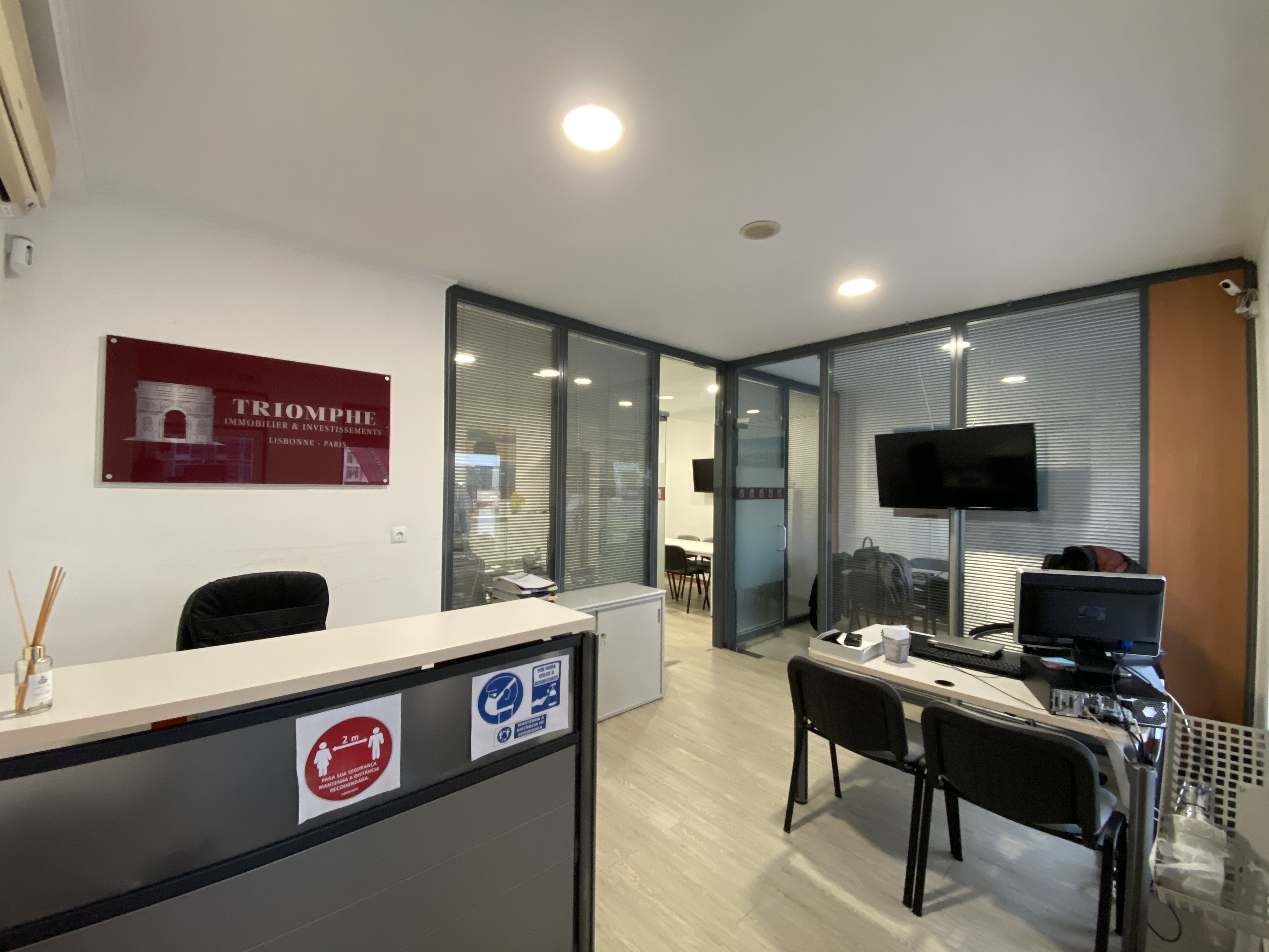 Setubal Agency Interior
