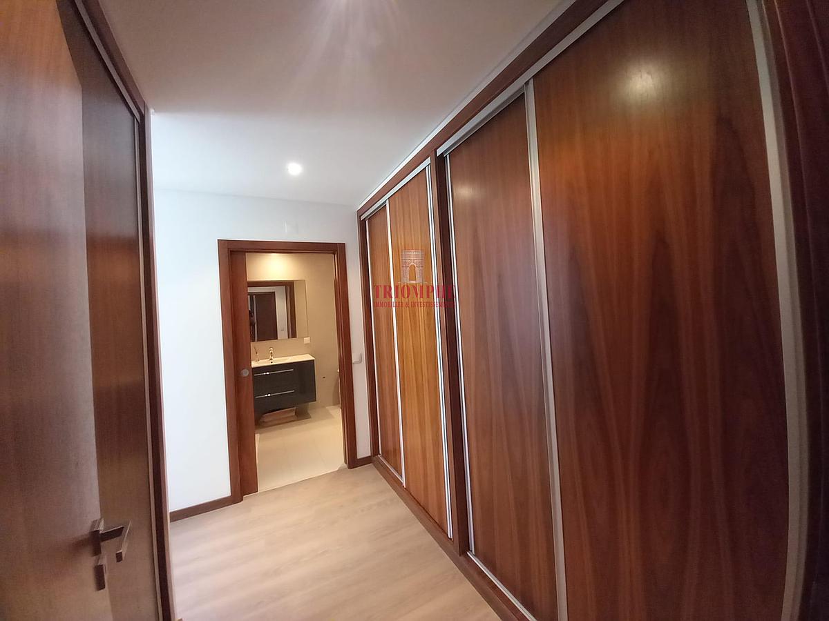 I-Apartamento T3 Pousos, Leiria-hall suite8819