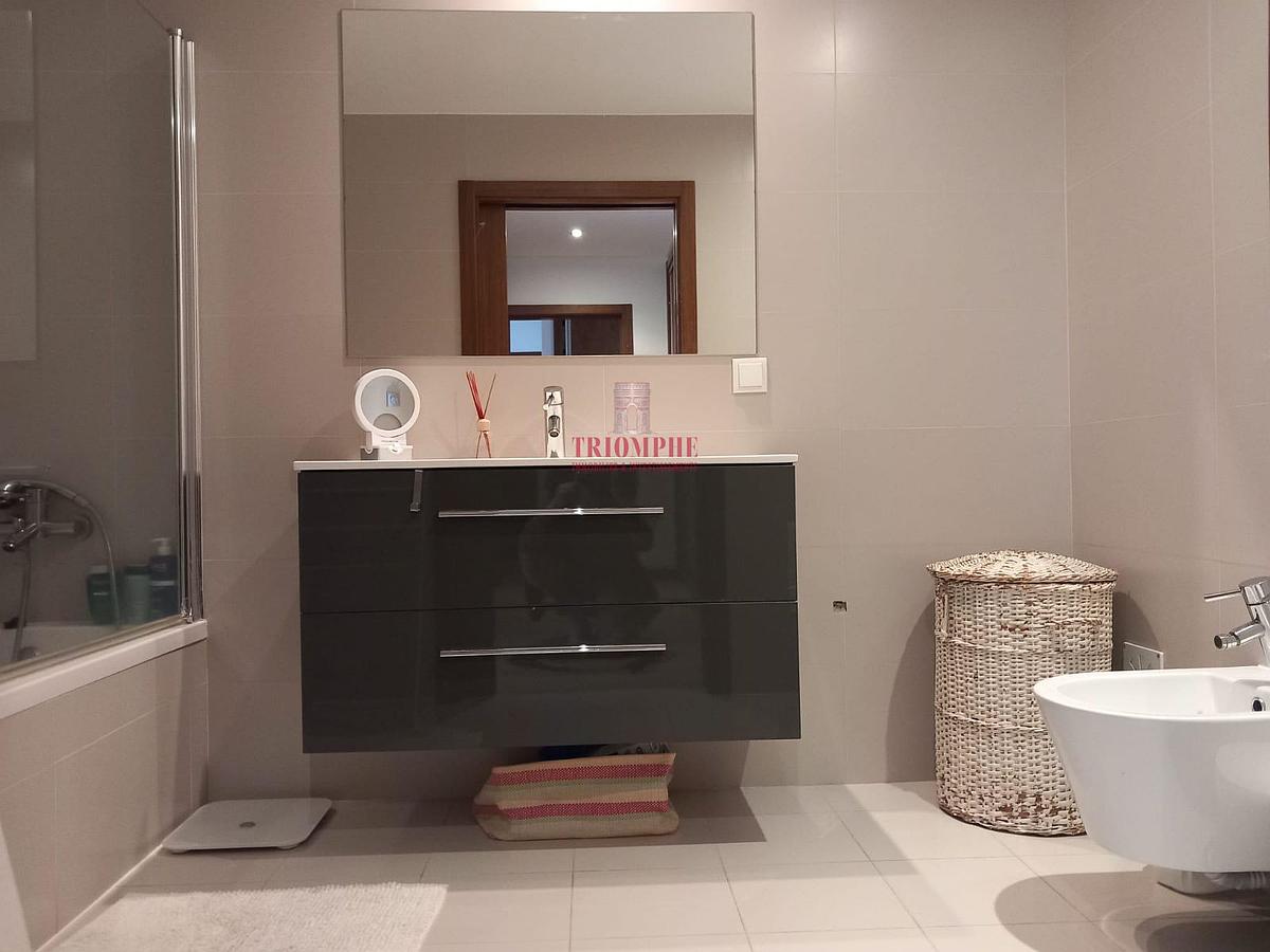 K-Apartamento T3 Pousos, Leiria-sala de estar6537
