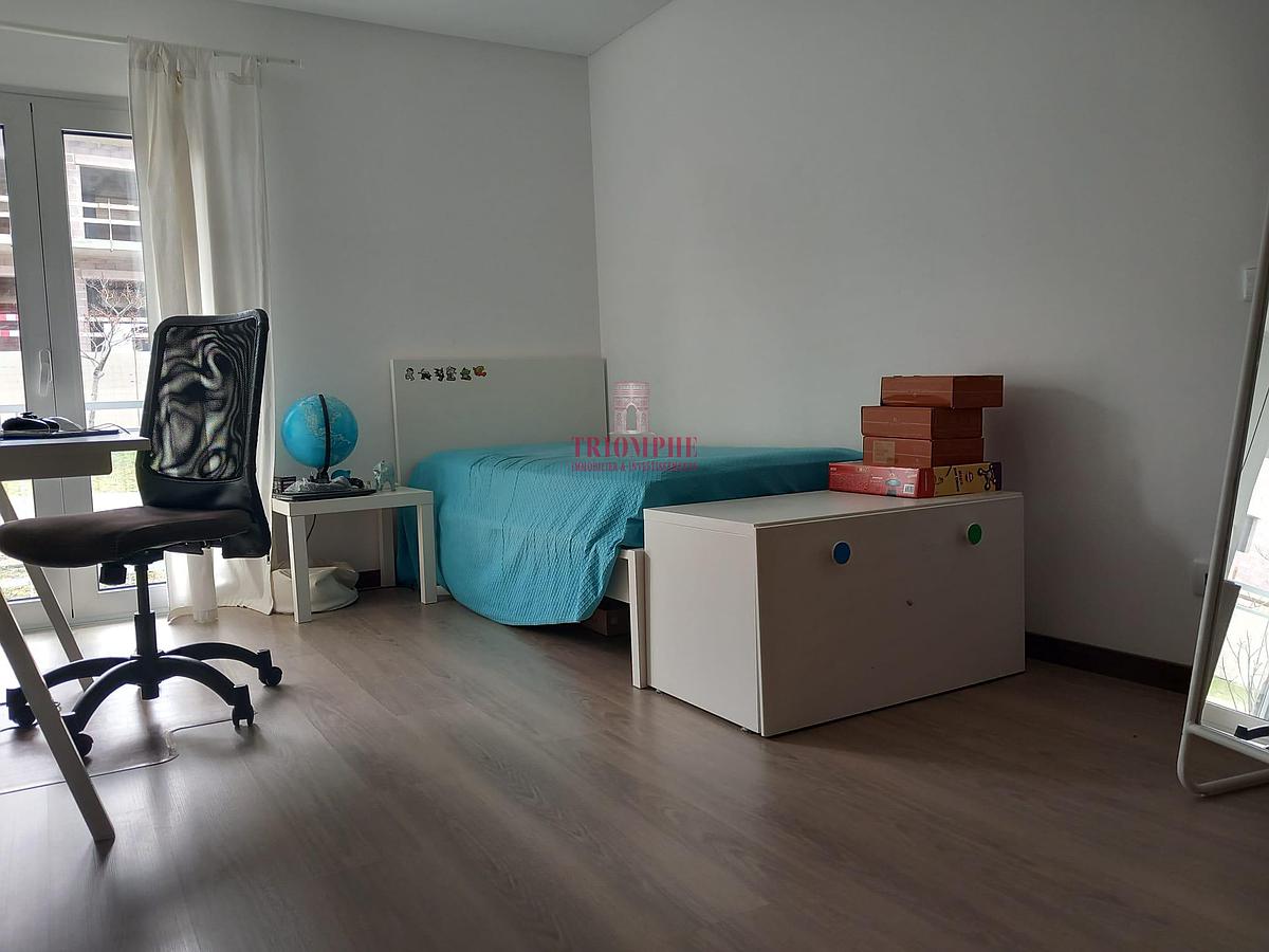 M-Apartamento T3 Pousos, Leiria-quarto pequeno4859