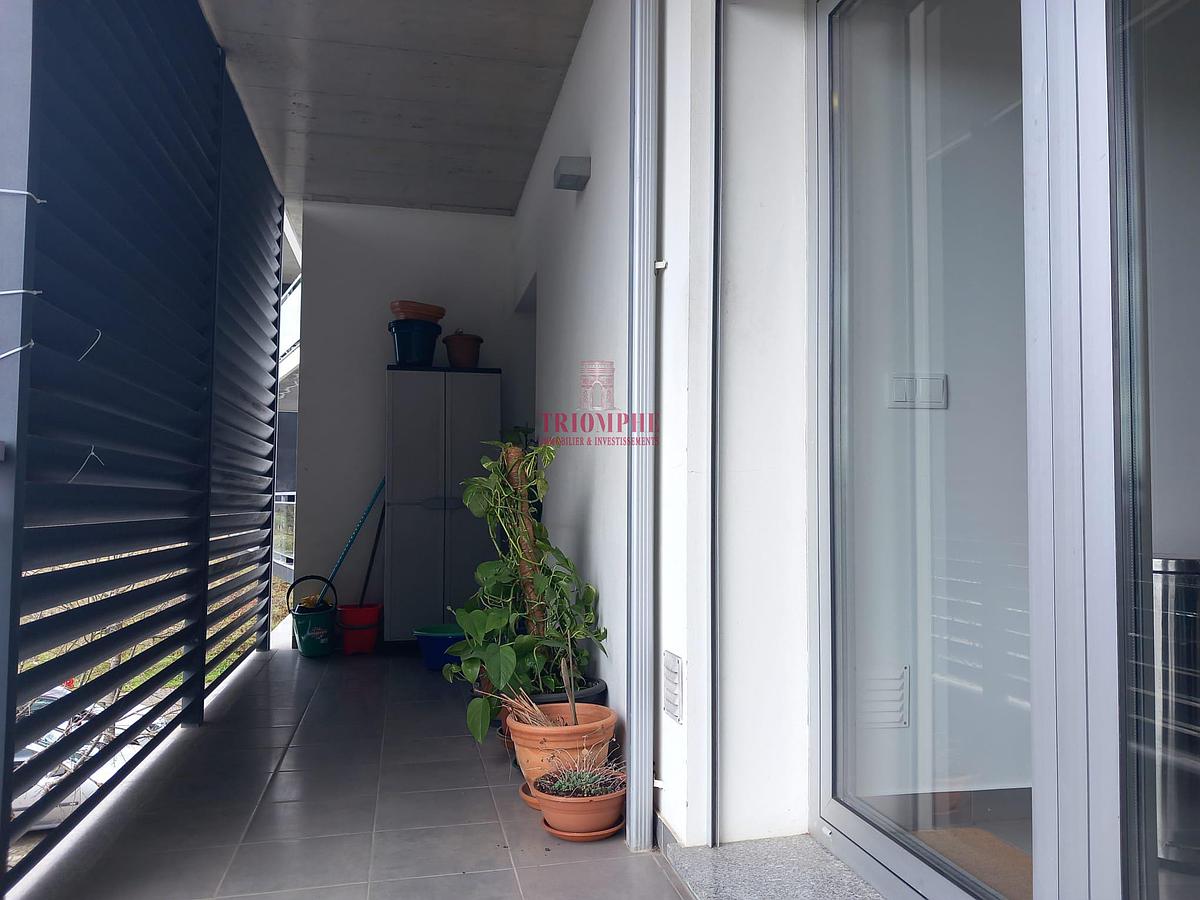 P-Apartamento T3 Pousos, Leiria varanda cozinha6484