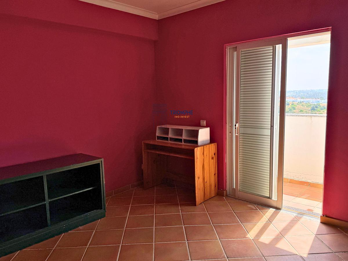 tlogo_V - chambre 4-24560