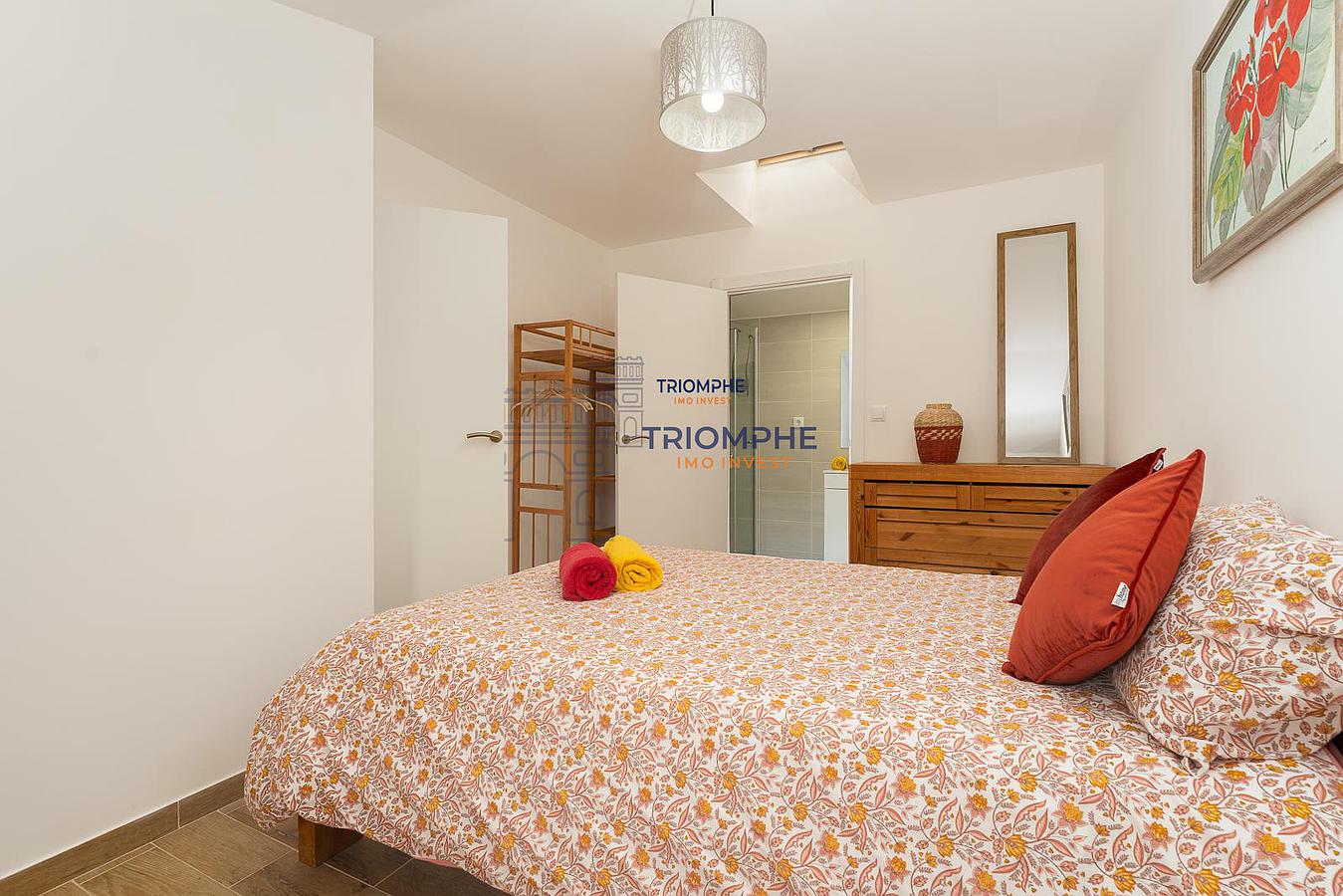 tlogo_Q2597