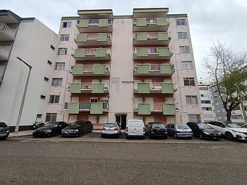 Apartamento T2 Marrazes e Barosa