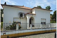 Moradia T4 com terreno, Riachos, Torres Novas