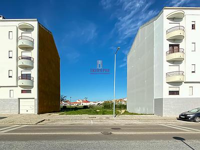 Land in Porto Alto in the parish of Samora Correia.