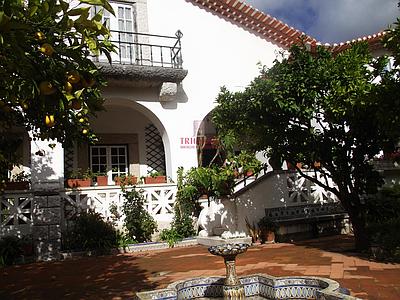 T7 Villa + T1 Villa + Chapel in Caldas da Rainha
