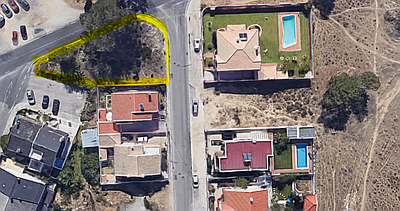 Plot located in Vale Figueira, Sobreda, Almada