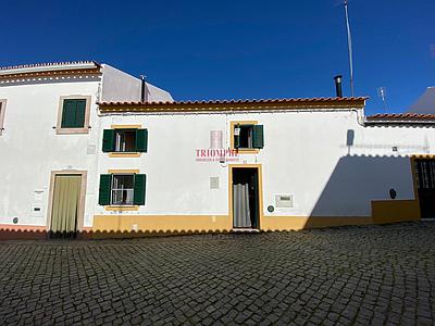 Typical Alentejo house, Crato, Portalegre 
