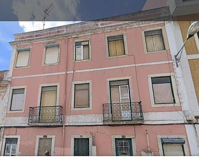 Building in full ownership, located in Belém, Lisbon.