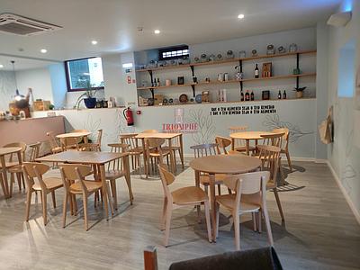Transfert de café/épicerie en plein centre de Leiria