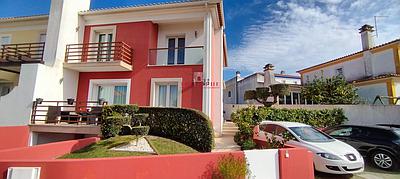 3 Bedroom Villa with Pool and Garage in Gaeiras, Óbidos