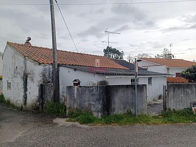 House With Attachments, For Restoration, Pataias