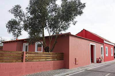 Maison 2 Chambres + Mezzanine avec Terrain, Marinha Grande