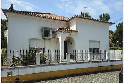 4-Bedroom House with Land, Riachos, Torres Novas
