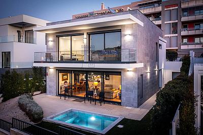 3-Bedroom Villa with 3 En-Suite Rooms, Garden, and Pool