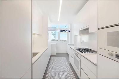 Fully Renovated 3-Bedroom Apartment with Balcony, Benfica