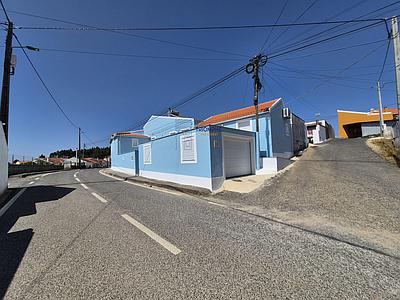 Fully Renovated House in Maxial and Monte Redondo – A Unique Opportunity!