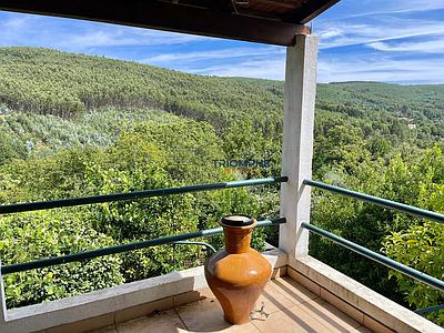 Rustic House with Sauna – Castanheira de Pêra