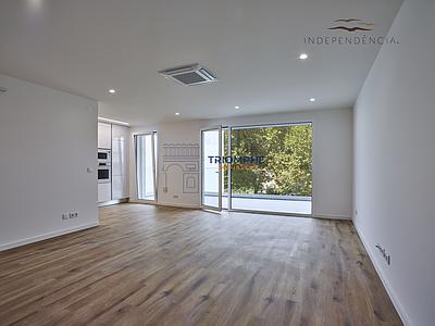 Brand New 2-Bedroom Apartment | Nazaré | Sea and City Views