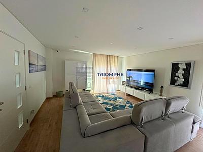 Maison Moderne T4 à Cascais