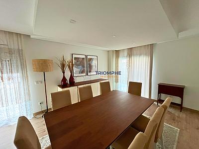 Modern 4-Bedroom Home in Abóboda