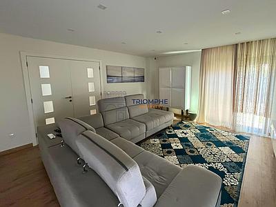 Villa T4 Moderne à Abóboda – Confort, Design et Durabilité