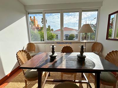 Bedroom Apartment with Private Parking – Praia da Azarujinha, São João do Estoril