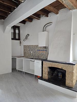 Maison jumelée à deux étages à Torres Novas