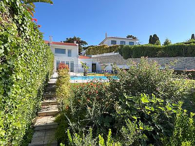 Résidence avec piscine, Cascais, Vue sur la mer
