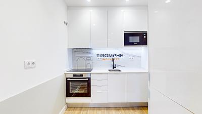 Renovated T2 Apartment - Campolide