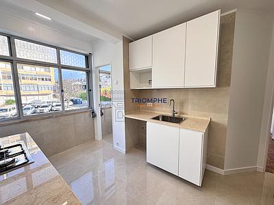 Appartement T3 rénové - Amadora