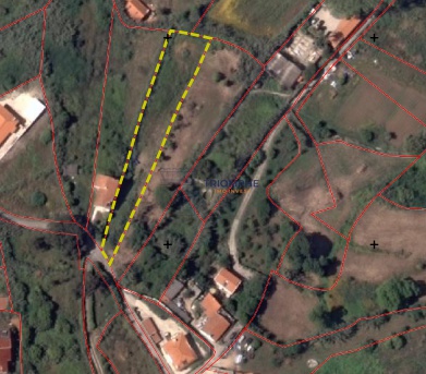 Land of 1668 m² in Colares/Almoçageme