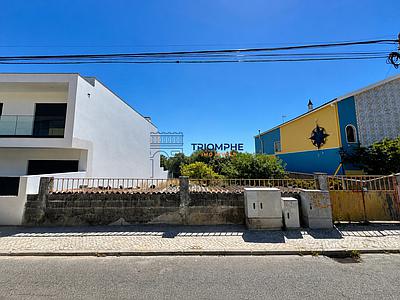 Urban Plot for Semi-Detached House Construction | Santa Iria de Azoia